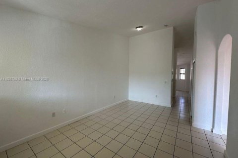 Condominio en venta en Homestead, Florida, 2 dormitorios, 86.4 m2 № 1797045 - foto 2