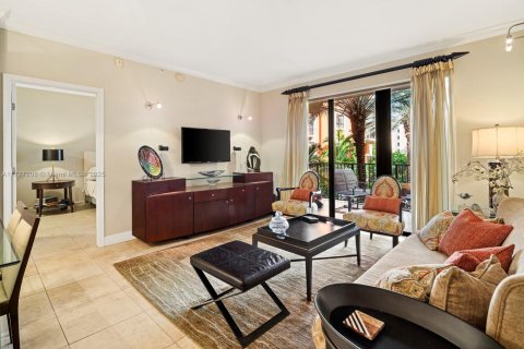 Condo in Coral Gables, Florida, 2 bedrooms  № 1714823 - photo 13