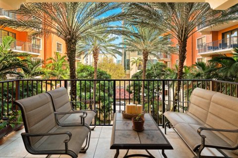 Condo in Coral Gables, Florida, 2 bedrooms  № 1714823 - photo 4