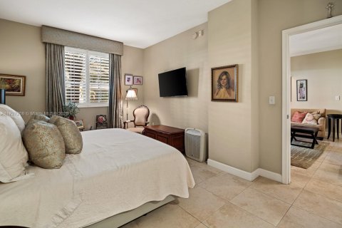 Condo in Coral Gables, Florida, 2 bedrooms  № 1714823 - photo 16