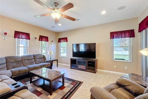 Casa en venta en Kissimmee, Florida, 5 dormitorios, 290.04 m2 № 1588696 - foto 28