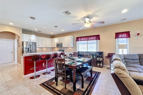 Casa en venta en Kissimmee, Florida, 5 dormitorios, 290.04 m2 № 1588696 - foto 25