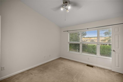 Townhouse in Ocala, Florida 2 bedrooms, 105.35 sq.m. № 2117238 - photo 11