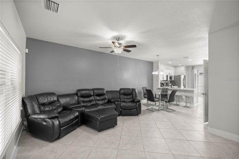 Touwnhouse à vendre à Ocala, Floride: 2 chambres, 105.35 m2 № 1853190 - photo 3