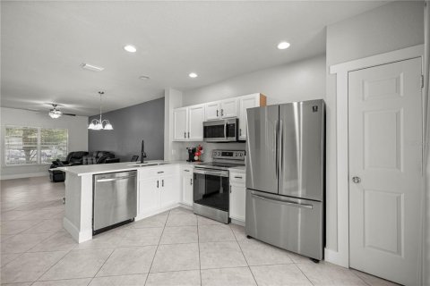 Touwnhouse à vendre à Ocala, Floride: 2 chambres, 105.35 m2 № 1853190 - photo 5