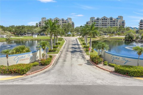 Condo in Clearwater, Florida, 2 bedrooms № 2226823