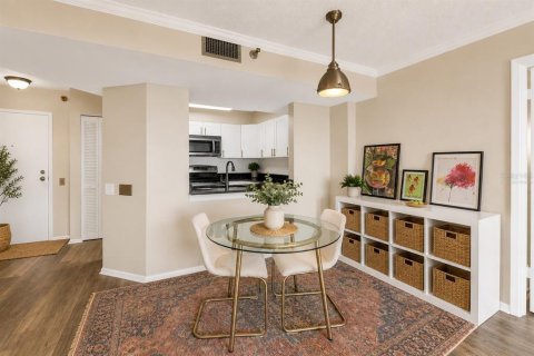 Condo in Clearwater, Florida, 2 bedrooms № 2226823 - photo 7