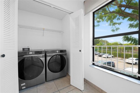 Condominio en venta en Davie, Florida, 2 dormitorios, 90.49 m2 № 2146413 - foto 6