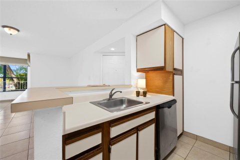 Condominio en venta en Davie, Florida, 2 dormitorios, 90.49 m2 № 2146413 - foto 17