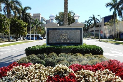 Condominio en venta en Davie, Florida, 2 dormitorios, 90.49 m2 № 2146413 - foto 28