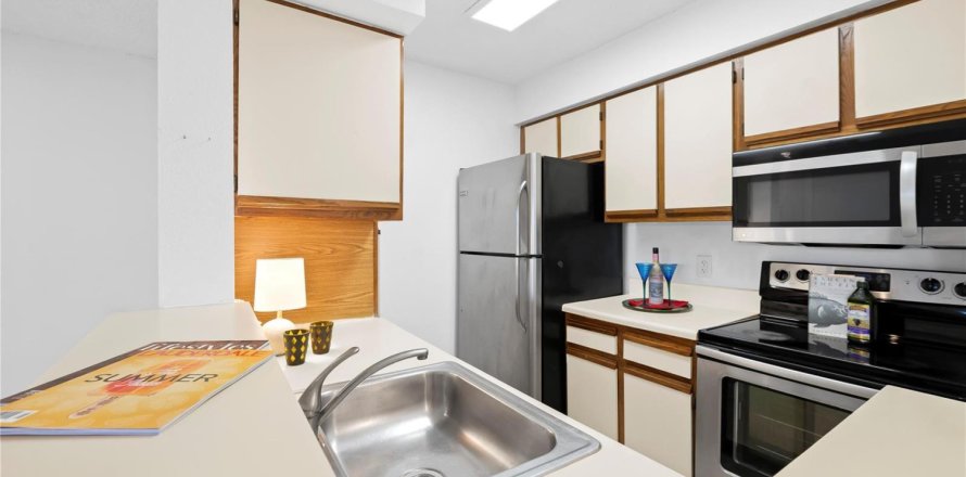 Condominio en Davie, Florida, 2 dormitorios № 2146413