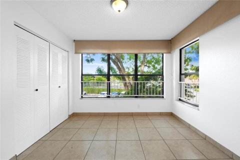 Condominio en venta en Davie, Florida, 2 dormitorios, 90.49 m2 № 2146413 - foto 7