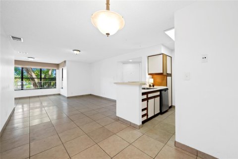 Condominio en venta en Davie, Florida, 2 dormitorios, 90.49 m2 № 2146413 - foto 9