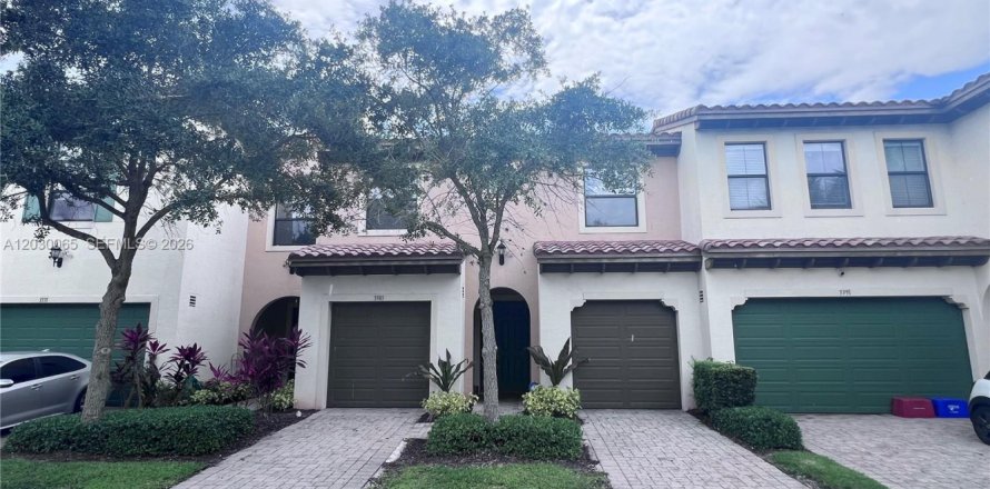 Touwnhouse à Sunrise, Floride 3 chambres, 175.21 m2 № 2154927