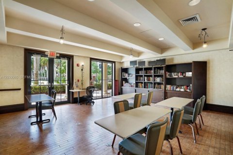 Touwnhouse à louer à Sunrise, Floride: 3 chambres, 175.21 m2 № 2154927 - photo 22