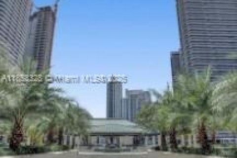 Condo in Miami, Florida, 1 bedroom  № 1882101 - photo 29
