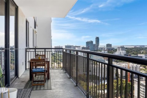 Condo in Miami, Florida, 1 bedroom  № 1882101 - photo 21