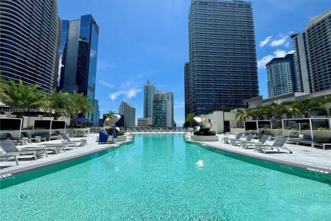 Condo in Miami, Florida, 1 bedroom  № 1882101 - photo 11