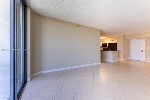 Copropriété à louer à Aventura, Floride: 2 chambres, 109.72 m2 № 1983625 - photo 5