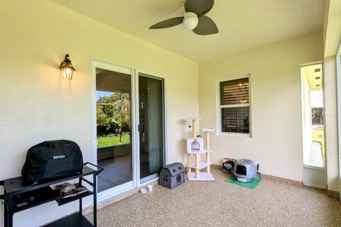 House in Palm City, Florida 4 bedrooms, 210.8 sq.m. № 2245280 - photo 9