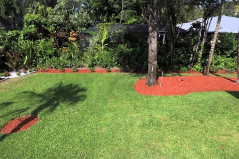 House in Palm City, Florida 4 bedrooms, 210.8 sq.m. № 2245280 - photo 10