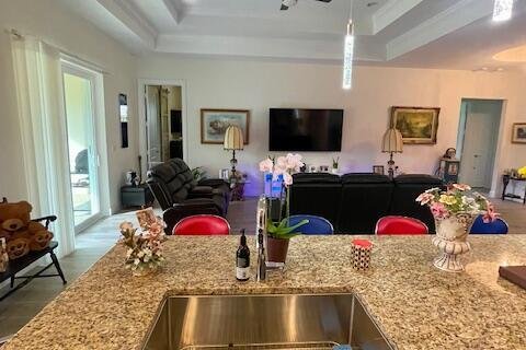 House in Palm City, Florida 4 bedrooms, 210.8 sq.m. № 2245280 - photo 18