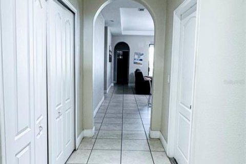 House in Haines City, Florida 4 bedrooms, 143.81 sq.m. № 2393791 - photo 7