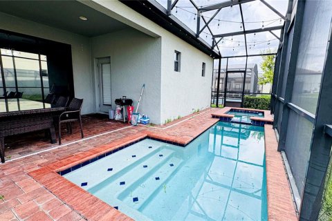 House in Haines City, Florida 4 bedrooms, 143.81 sq.m. № 2393791 - photo 8