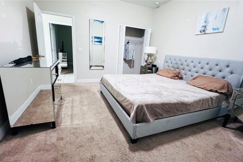 House in Haines City, Florida 4 bedrooms, 143.81 sq.m. № 2393791 - photo 29