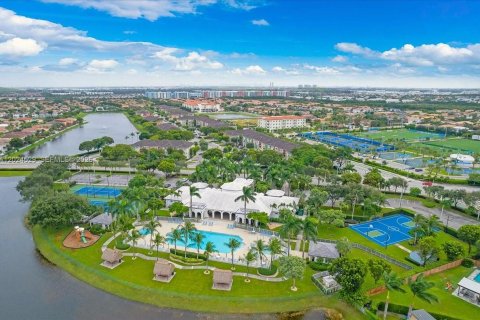 Copropriété à vendre à Doral, Floride: 3 chambres, 121.89 m2 № 2084853 - photo 28