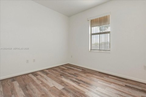 Copropriété à vendre à Doral, Floride: 3 chambres, 121.89 m2 № 2084853 - photo 19