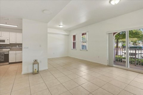 Copropriété à vendre à Doral, Floride: 3 chambres, 121.89 m2 № 2084853 - photo 8