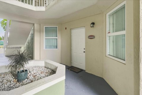 Copropriété à vendre à Doral, Floride: 3 chambres, 121.89 m2 № 2084853 - photo 3