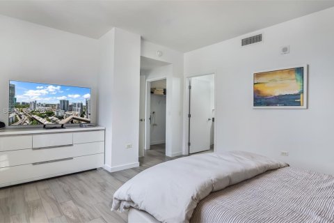 Купить кондоминиум в Майами, Флорида 2 спальни, 126.9м2, № 2326990 - фото 23