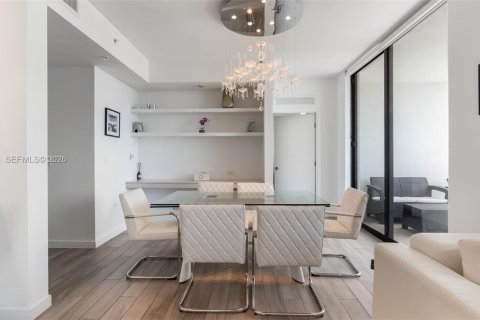 Купить кондоминиум в Майами, Флорида 2 спальни, 126.9м2, № 2326990 - фото 13