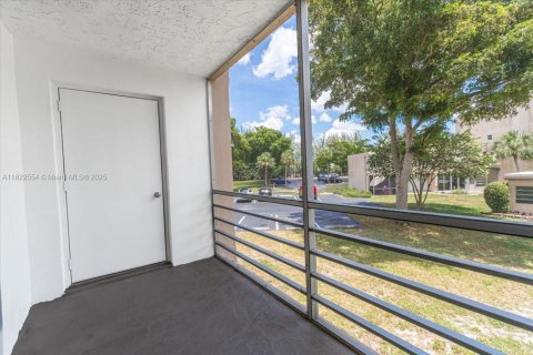 Copropriété à vendre à Davie, Floride: 1 chambre, 59.92 m2 № 1796990 - photo 12