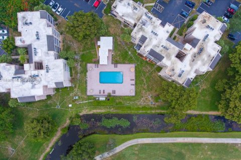 Copropriété à vendre à Davie, Floride: 1 chambre, 59.92 m2 № 1796990 - photo 24