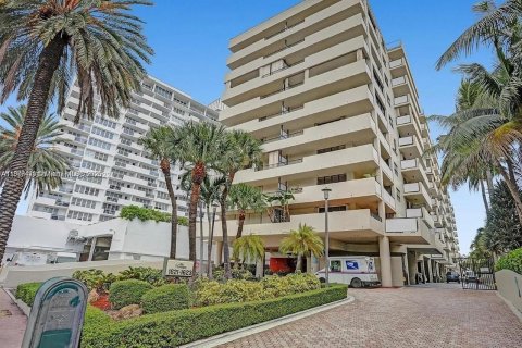 Copropriété à vendre à Miami Beach, Floride: 2 chambres, 81.2 m2 № 1924310 - photo 3