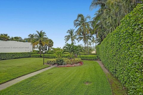 Copropriété à vendre à Miami Beach, Floride: 2 chambres, 81.2 m2 № 1924310 - photo 9