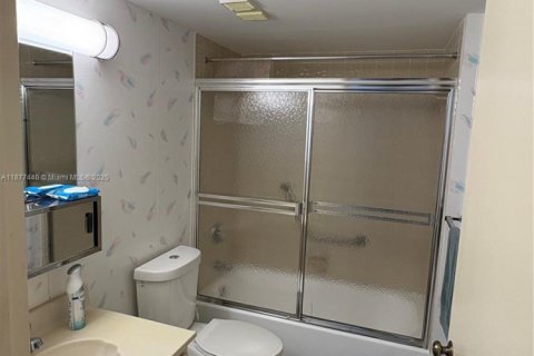 Copropriété à vendre à Miami Beach, Floride: 2 chambres, 81.2 m2 № 1924310 - photo 22