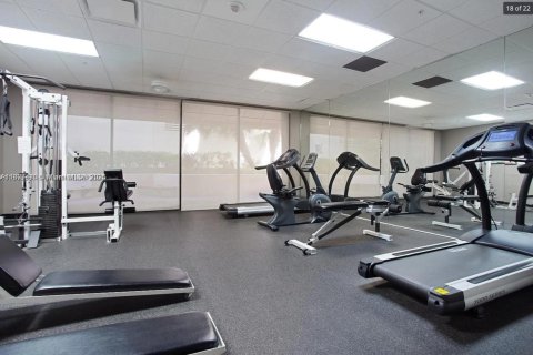 Copropriété à vendre à Miami Beach, Floride: 2 chambres, 81.2 m2 № 1924310 - photo 13