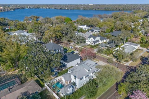 Casa en venta en Winter Park, Florida, 4 dormitorios, 293.66 m2 № 1902084 - foto 3