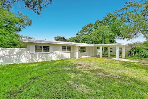 Casa en Lakeland, Florida 3 dormitorios, 116.96 m2 № 2377882