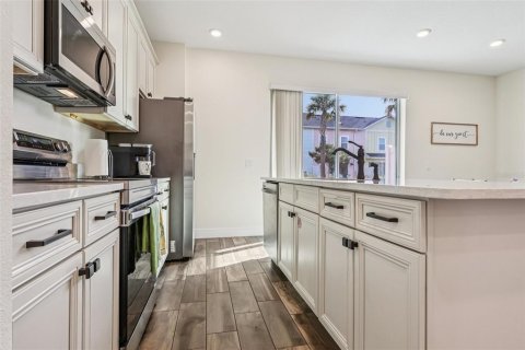 Townhouse in Kissimmee, Florida 3 bedrooms, 143.53 sq.m. № 2151986 - photo 9