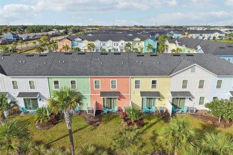 Townhouse in Kissimmee, Florida 3 bedrooms, 143.53 sq.m. № 2151986 - photo 22