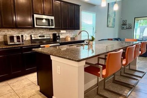 Casa en venta en Orlando, Florida, 4 dormitorios, 201.97 m2 № 1914598 - foto 9