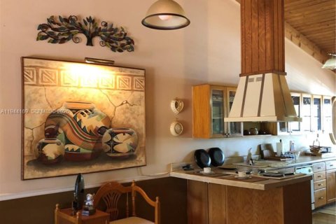 Townhouse in Miami, Florida 2 bedrooms, 113.53 sq.m. № 2001254 - photo 23