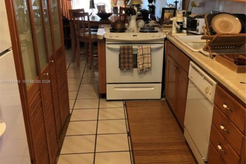 Touwnhouse à Miami, Floride 2 chambres, 113.53 m2 № 2001254