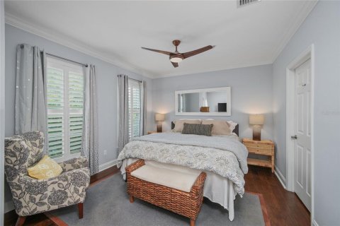 Townhouse in Tampa, Florida 3 bedrooms, 199 sq.m. № 2386046 - photo 23