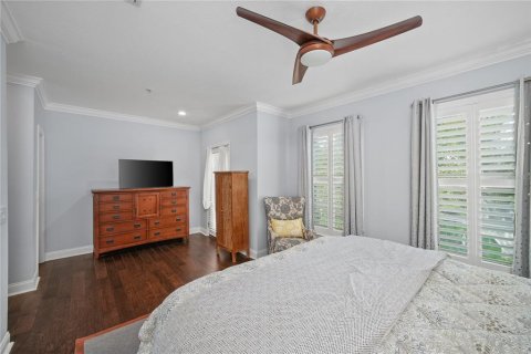 Townhouse in Tampa, Florida 3 bedrooms, 199 sq.m. № 2386046 - photo 24